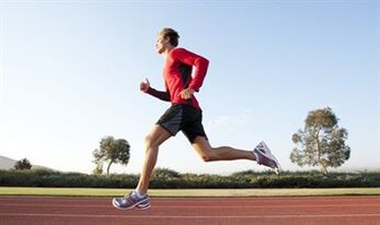 Jooksmine on suurepärane harjutus mehe potentsi parandamiseks. 