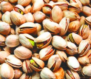 Pistaatsiapähklid on pähklid, mis mõjuvad hästi meeste higistamisele.